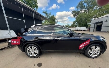 Infiniti QX70, 2014 год, 2 200 000 рублей, 5 фотография
