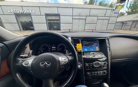 Infiniti QX70, 2014 год, 2 200 000 рублей, 14 фотография