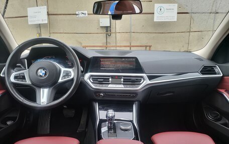 BMW 3 серия, 2022 год, 3 999 999 рублей, 10 фотография