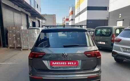 Volkswagen Tiguan II, 2021 год, 3 500 000 рублей, 5 фотография