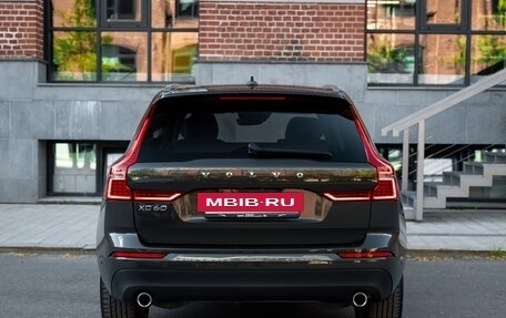Volvo XC60 II, 2018 год, 2 500 000 рублей, 4 фотография