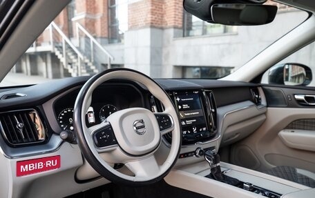 Volvo XC60 II, 2018 год, 2 500 000 рублей, 19 фотография
