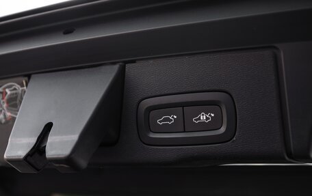 Volvo XC60 II, 2018 год, 2 500 000 рублей, 40 фотография
