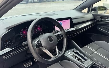 Volkswagen Golf VIII, 2022 год, 1 620 000 рублей, 7 фотография