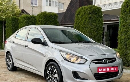 Hyundai Solaris II рестайлинг, 2014 год, 595 000 рублей, 2 фотография