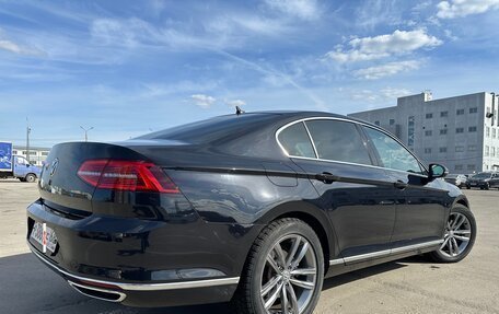 Volkswagen Passat B8 рестайлинг, 2018 год, 2 350 000 рублей, 3 фотография