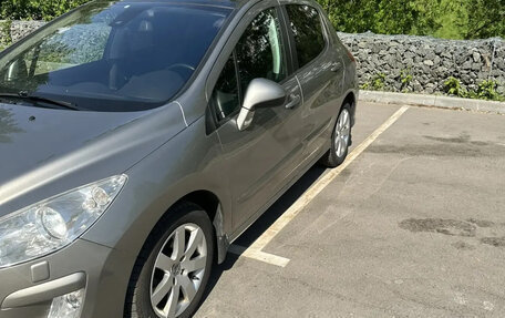 Peugeot 308 II, 2010 год, 560 000 рублей, 2 фотография