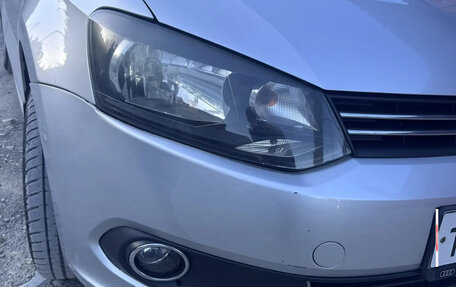 Volkswagen Polo VI (EU Market), 2012 год, 800 000 рублей, 4 фотография