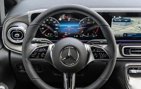 Mercedes-Benz V-Класс, 2026 год, 13 990 000 рублей, 13 фотография