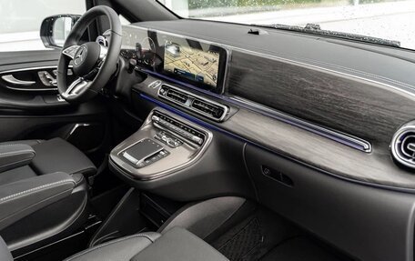 Mercedes-Benz V-Класс, 2026 год, 13 990 000 рублей, 23 фотография