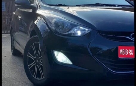 Hyundai Elantra V, 2011 год, 750 000 рублей, 1 фотография