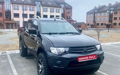 Mitsubishi L200 IV рестайлинг, 2014 год, 1 100 000 рублей, 1 фотография
