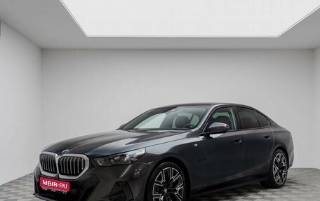 BMW 5 серия, 2025 год, 8 900 000 рублей, 1 фотография
