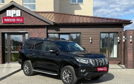 Toyota Land Cruiser Prado 150 рестайлинг 2, 2020 год, 4 300 000 рублей, 1 фотография