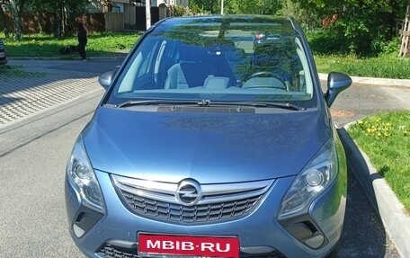 Opel Zafira C рестайлинг, 2014 год, 1 350 000 рублей, 1 фотография