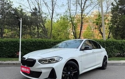 BMW 1 серия, 2023 год, 2 100 000 рублей, 1 фотография