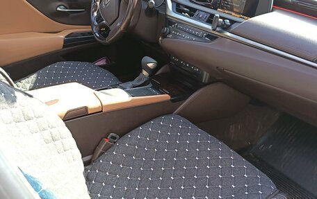 Lexus ES VII, 2018 год, 4 000 000 рублей, 11 фотография