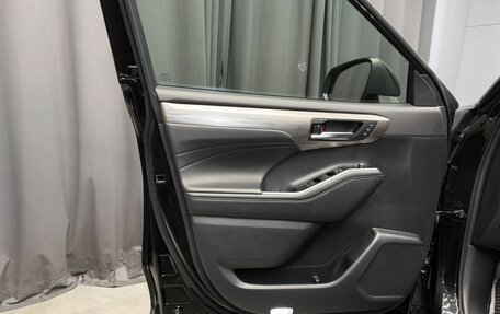 Toyota Highlander, 2025 год, 4 750 000 рублей, 12 фотография