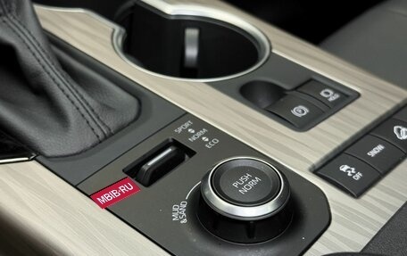 Toyota Highlander, 2025 год, 4 750 000 рублей, 21 фотография