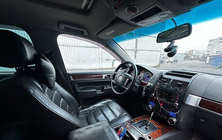 Volkswagen Touareg III, 2003 год, 300 000 рублей, 22 фотография