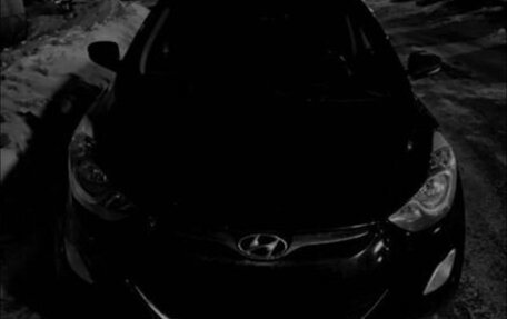 Hyundai Elantra V, 2011 год, 750 000 рублей, 4 фотография