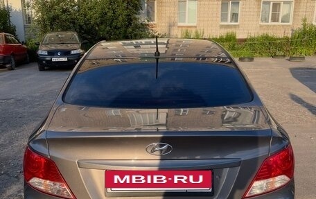 Hyundai Solaris II рестайлинг, 2013 год, 630 000 рублей, 3 фотография