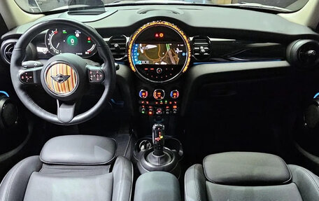 MINI Hatch, 2023 год, 1 999 999 рублей, 2 фотография