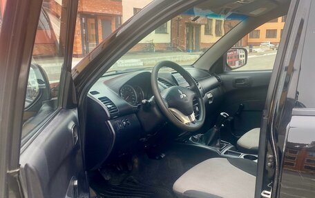 Mitsubishi L200 IV рестайлинг, 2014 год, 1 100 000 рублей, 7 фотография