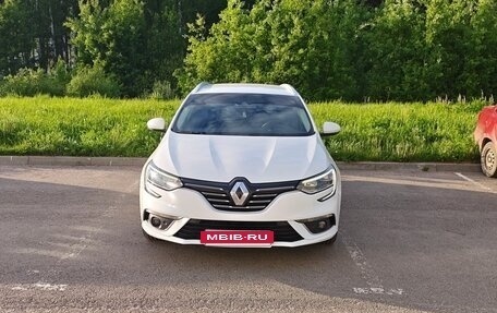 Renault Megane IV, 2016 год, 1 450 000 рублей, 2 фотография