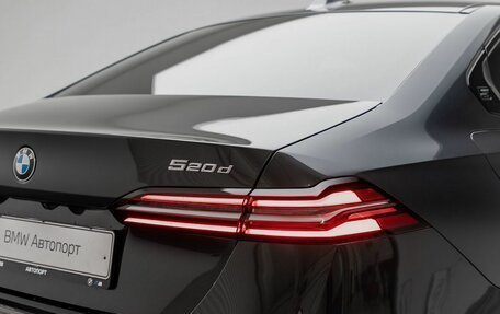 BMW 5 серия, 2025 год, 8 900 000 рублей, 7 фотография