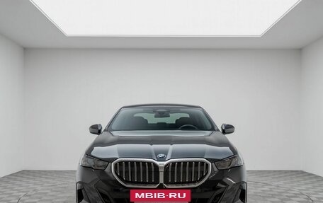 BMW 5 серия, 2025 год, 8 900 000 рублей, 3 фотография
