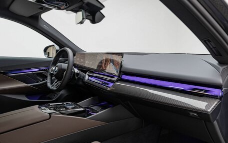 BMW 5 серия, 2025 год, 8 900 000 рублей, 26 фотография
