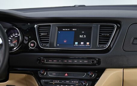 KIA Carnival III, 2018 год, 2 499 000 рублей, 9 фотография