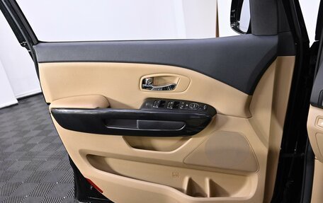KIA Carnival III, 2018 год, 2 499 000 рублей, 15 фотография