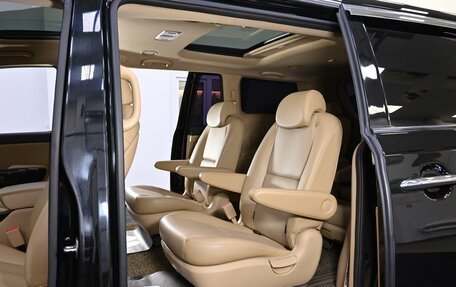 KIA Carnival III, 2018 год, 2 499 000 рублей, 18 фотография