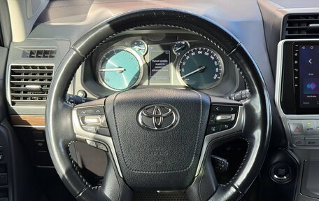 Toyota Land Cruiser Prado 150 рестайлинг 2, 2020 год, 4 300 000 рублей, 9 фотография