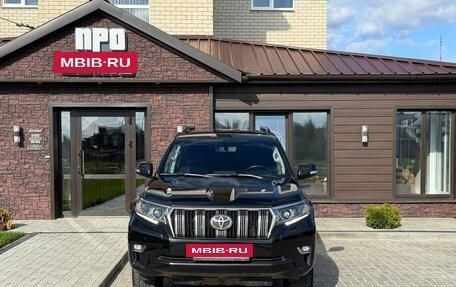 Toyota Land Cruiser Prado 150 рестайлинг 2, 2020 год, 4 300 000 рублей, 2 фотография