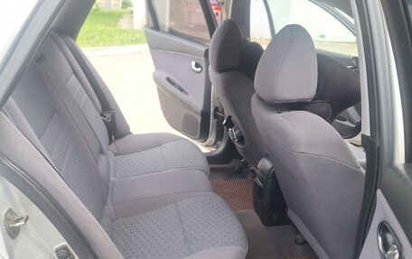 Nissan Primera III, 2001 год, 370 000 рублей, 11 фотография