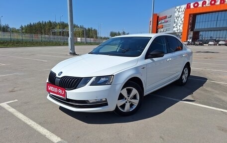Skoda Octavia, 2018 год, 1 885 000 рублей, 2 фотография