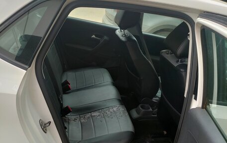 Volkswagen Polo VI (EU Market), 2010 год, 550 000 рублей, 3 фотография