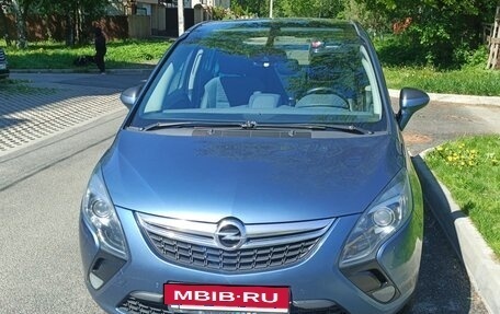 Opel Zafira C рестайлинг, 2014 год, 1 350 000 рублей, 4 фотография