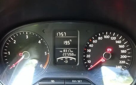 Volkswagen Amarok I рестайлинг, 2013 год, 1 350 000 рублей, 8 фотография