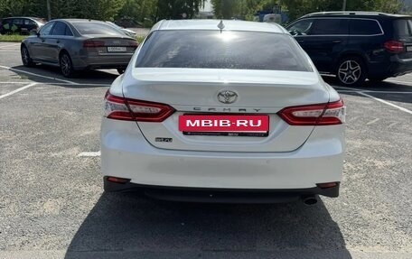 Toyota Camry, 2021 год, 3 150 000 рублей, 4 фотография