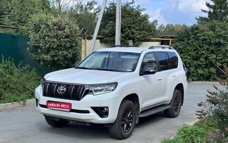 Toyota Land Cruiser Prado 150 рестайлинг 2, 2020 год, 7 500 000 рублей, 1 фотография