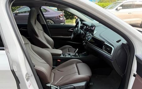 BMW 1 серия, 2023 год, 2 100 000 рублей, 11 фотография