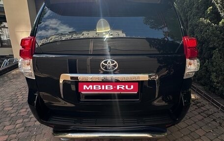Toyota Land Cruiser Prado 150 рестайлинг 2, 2013 год, 3 950 000 рублей, 2 фотография
