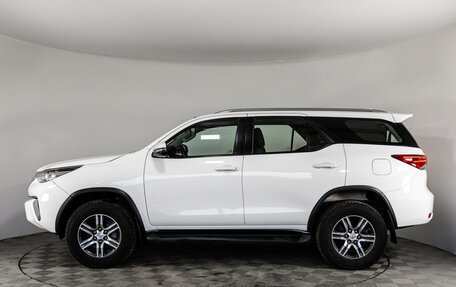 Toyota Fortuner II, 2019 год, 2 899 000 рублей, 8 фотография