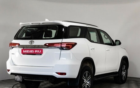 Toyota Fortuner II, 2019 год, 2 899 000 рублей, 5 фотография