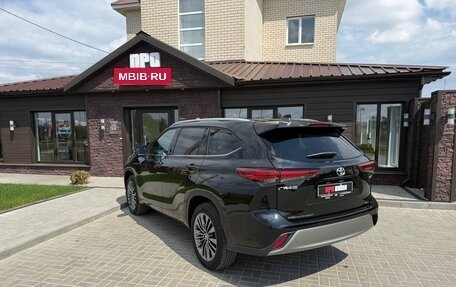 Toyota Highlander, 2026 год, 5 300 000 рублей, 4 фотография