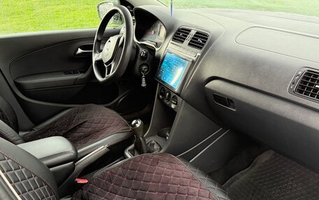 Volkswagen Polo VI (EU Market), 2015 год, 1 050 000 рублей, 8 фотография